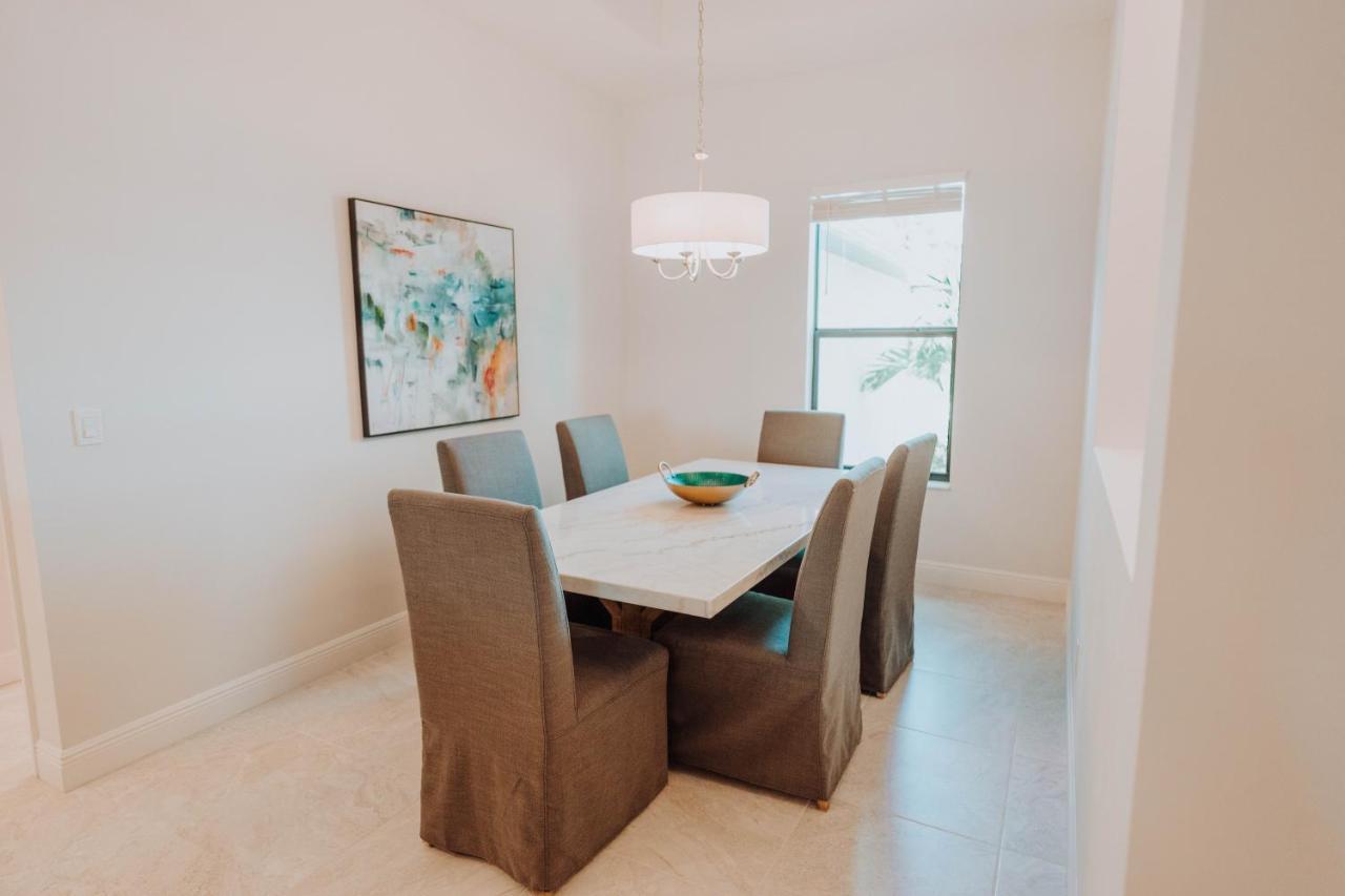 The Basilican Cape Coral Exterior foto